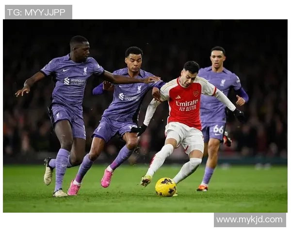 切尔西爆冷告负英超升班马卢顿,加纳乔倒钩破门创英超最年轻纪录,防线漏洞暴露无遗